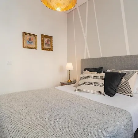 Designer Flats In Lapa By Lovelystay Lisboa Exterior foto