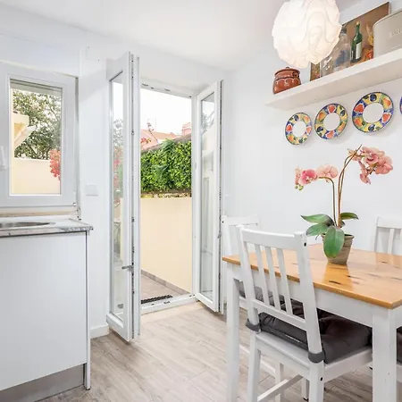 Designer Flats In Lapa By Lovelystay Lisboa Exterior foto